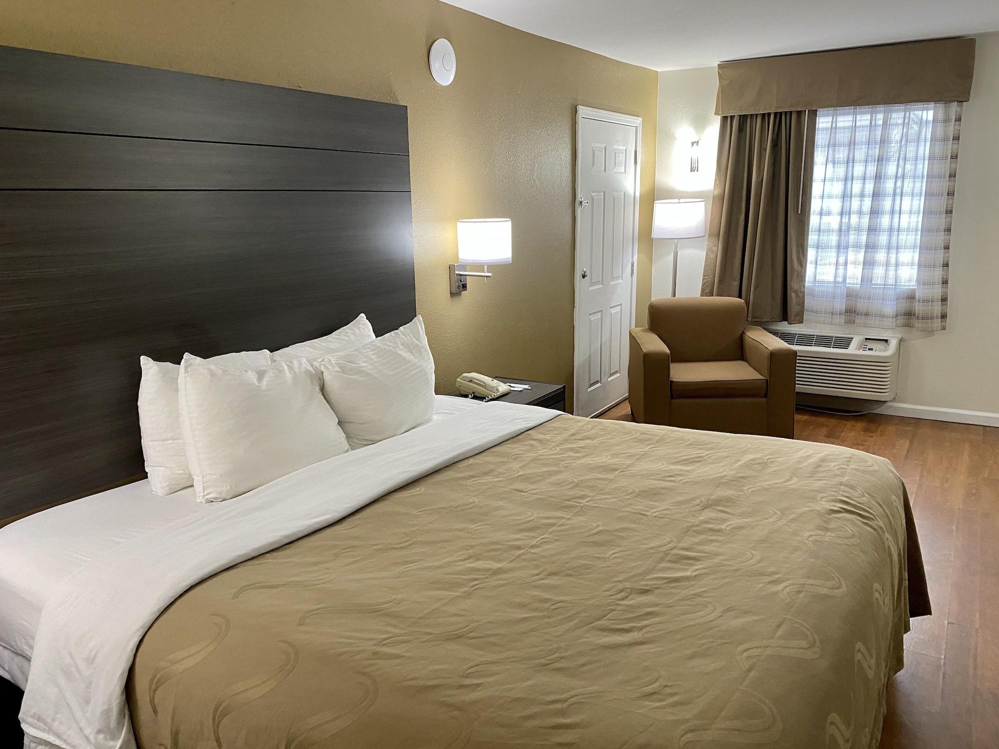 Quality Inn Branson - Hwy 76 Central Exterior photo